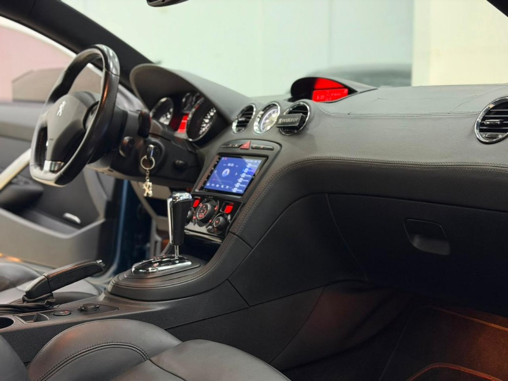 Peugeot RCZ Coupe 1,6 THP 163CV Tipt 2013 — foto 10